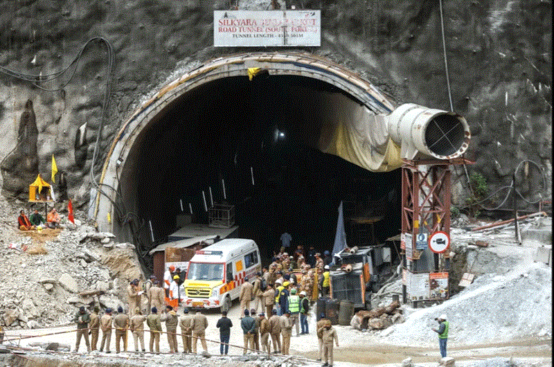 Ấn Độ: Hơn 40 công nhân sắp được giải cứu khỏi đường hầm bị sập