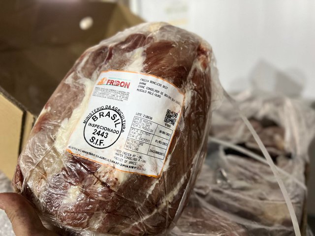 Hình ảnh: Hà Nội: Tiêu hủy hơn 20 tấn thịt bò đông lạnh không rõ nguồn gốc số 2