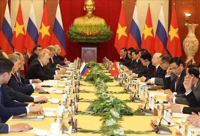Hình ảnh: Tổng thống Nga V. Putin đánh giá chuyến thăm Việt Nam đạt hiệu quả, mong muốn tiếp tục hợp tác số 1