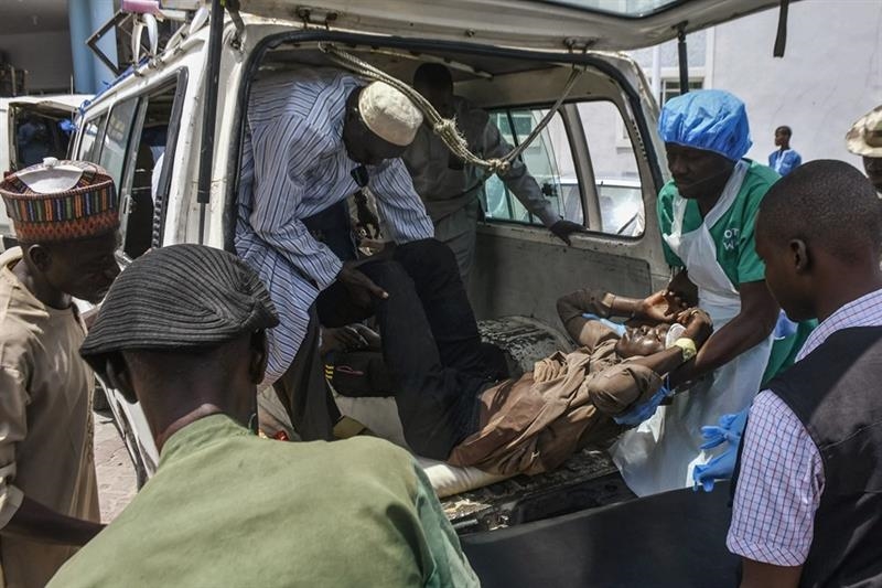 Hình ảnh: Đánh bom liều chết ở Nigeria, ít nhất 32 người thiệt mạng số 1