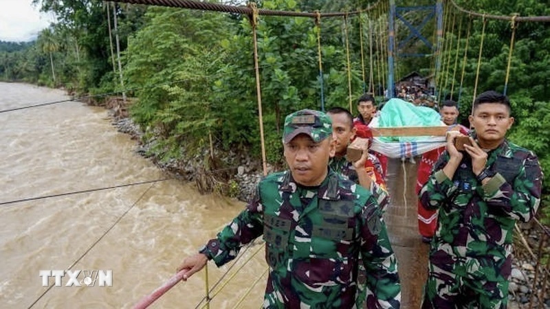 Hình ảnh: Số người thiệt mạng tăng nhanh trong vụ lở đất tại Indonesia số 1