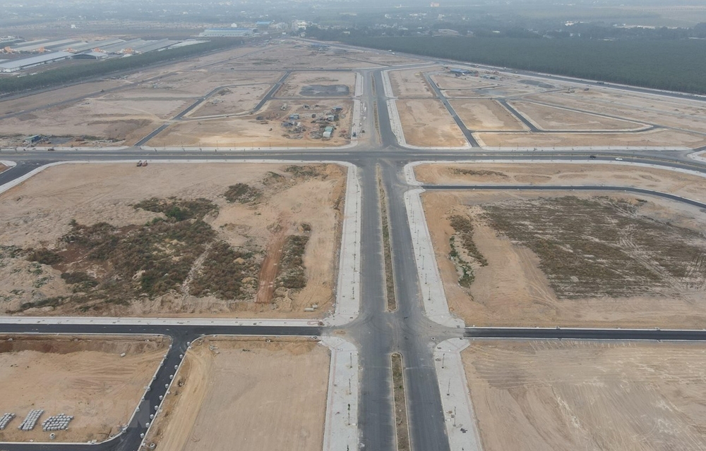 Hình ảnh: Phó Thủ tướng Lê Văn Thành yêu cầu đẩy nhanh tiến độ giải phóng mặt bằng Dự án Cảng hàng không quốc tế Long Thành số 1