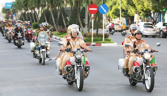 Hình ảnh: Thủ tướng Chính phủ gửi Thư khen thành tích nổi bật của lực lượng Cảnh sát giao thông số 1