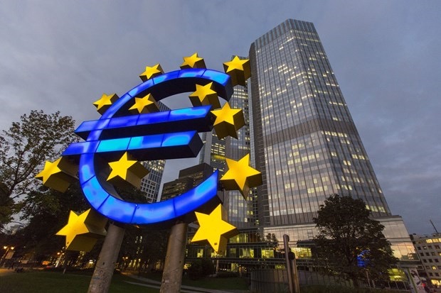 Hình ảnh: Kinh tế khu vực Eurozone tăng tốc số 1