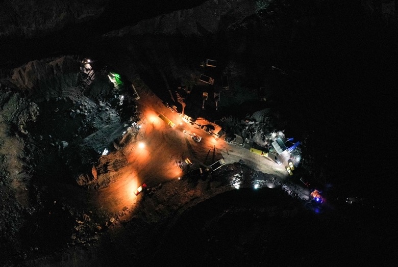 Hình ảnh: Hơn 50 người mất tích trong vụ sập mỏ than ở Trung Quốc số 1