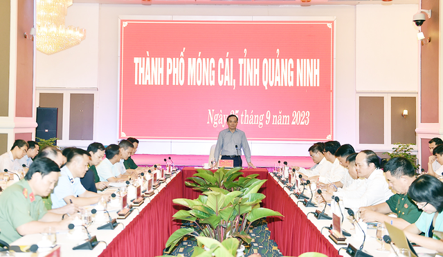 Hình ảnh: Phó Thủ tướng Trần Lưu Quang làm việc với tỉnh Quảng Ninh về phòng, chống buôn lậu, hàng giả số 1
