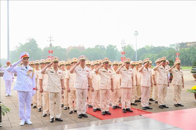 Hình ảnh: Lãnh đạo Đảng, Nhà nước vào Lăng viếng Chủ tịch Hồ Chí Minh số 4