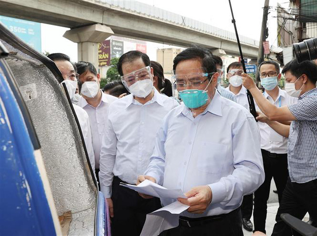 Hình ảnh: Thủ tướng Chính phủ Phạm Minh Chính chỉ đạo tiếp tục thực hiện nghiêm, hiệu quả các biện pháp phòng, chống dịch COVID-19 số 1