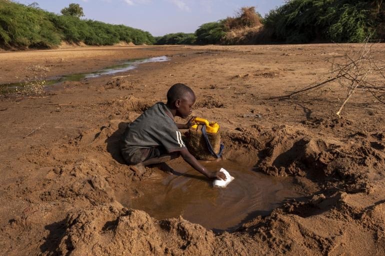 Hình ảnh: Hàng triệu trẻ em châu Phi đối mặt với nguy cơ thiếu nước số 1
