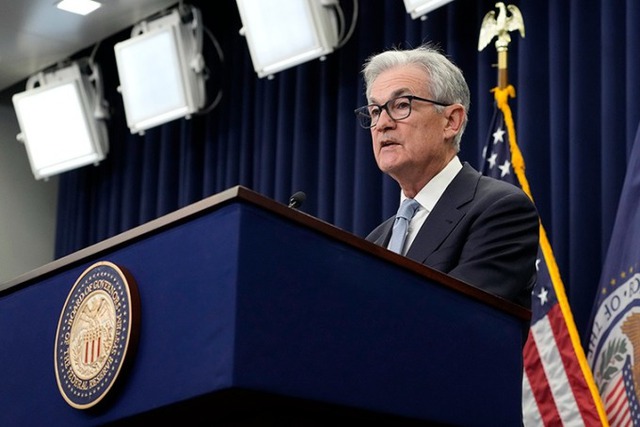 Hình ảnh: Fed tăng lãi suất lần thứ 9 liên tiếp số 1