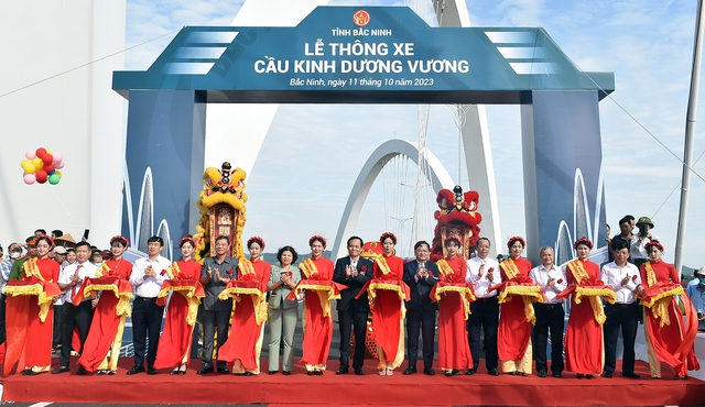 Hình ảnh: Khánh thành cầu vòm thép cao nhất Việt Nam số 1