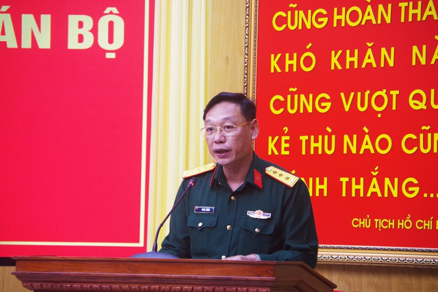 Hình ảnh: Thượng tá Phan Thắng làm Chỉ huy trưởng Bộ CHQS Thừa Thiên Huế số 2