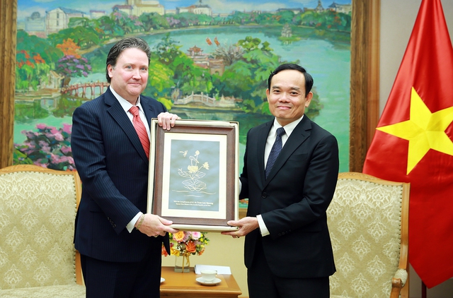 Hình ảnh: Phó Thủ tướng Trần Lưu Quang tiếp Đại sứ Hoa Kỳ số 1