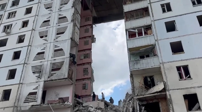 Hình ảnh: Nga: Sập nhà chung cư gây thương vong tại thành phố Belgorod số 1