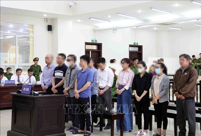 Hình ảnh: Xét xử phúc thẩm vụ Việt Á: Cựu Bộ trưởng Nguyễn Thanh Long nộp thêm 1 tỷ đồng để xin giảm nhẹ hình phạt số 1