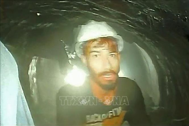 Hình ảnh: Ấn Độ công bố hình ảnh về 41 công nhân bị mắc kẹt trong hầm số 1