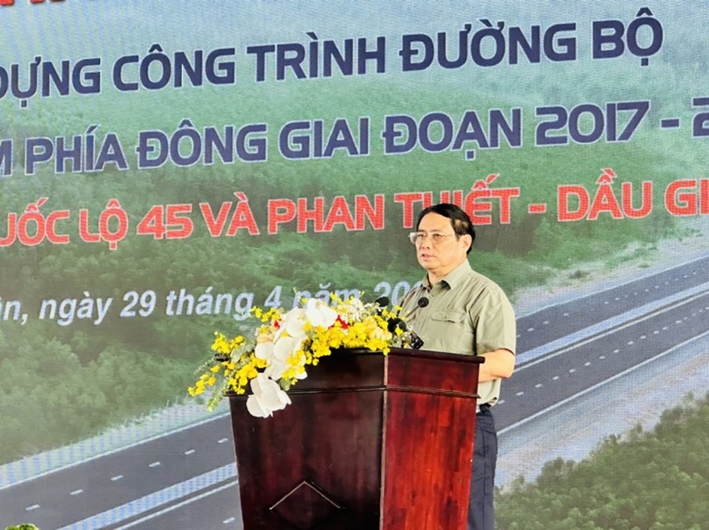 Hình ảnh: Thủ tướng dự lễ khánh thành 2 cao tốc Phan Thiết - Dầu Giây và Mai Sơn - Quốc lộ 45 số 1