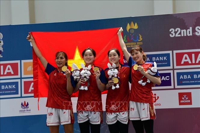 Hình ảnh: Đội tuyển bóng rổ nữ Việt Nam đoạt tấm huy chương Vàng lịch sử số 1
