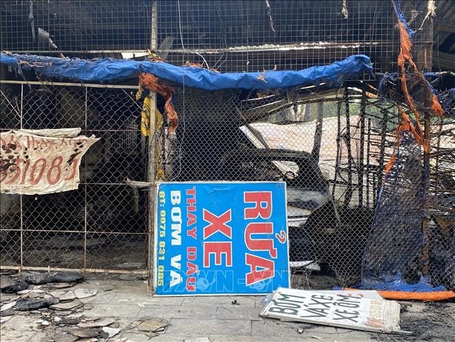 Hình ảnh: Hỏa hoạn thiêu rụi nhiều ki ốt tại khu chợ tạm ở Vĩnh Yên, Vĩnh Phúc số 1