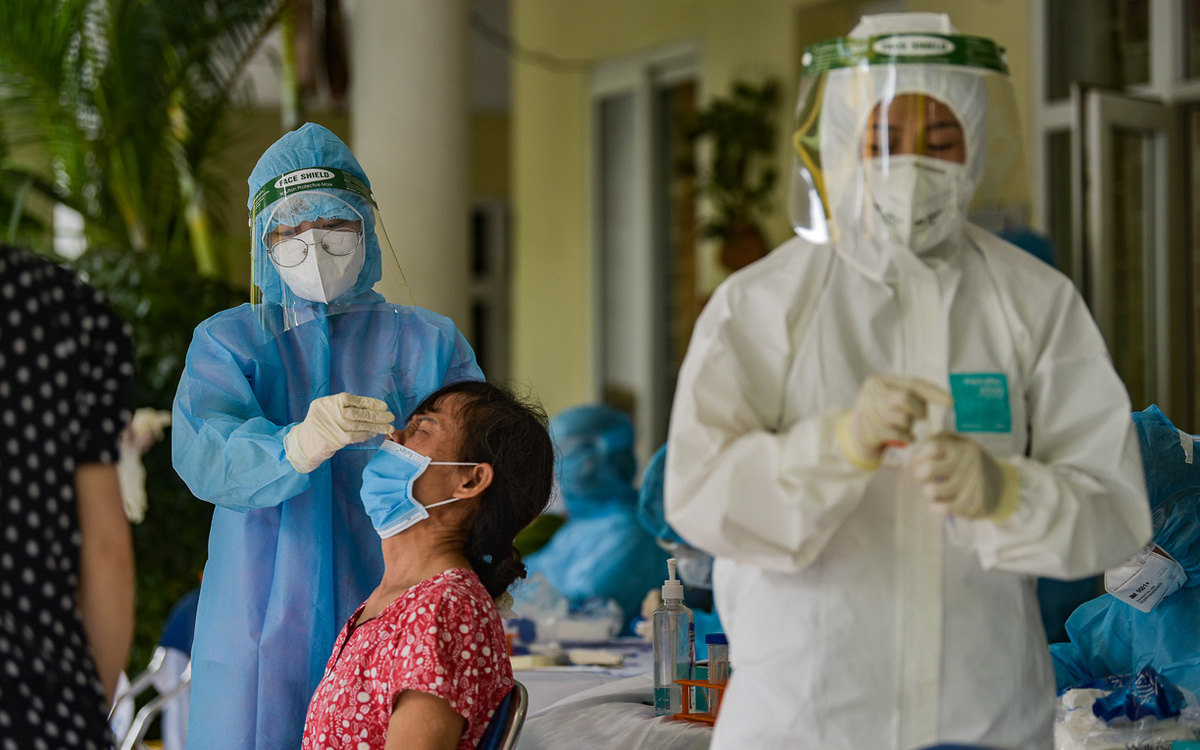 Hình ảnh: Tối 26/10 Việt Nam ghi nhận 3.595 ca nhiễm mới COVID - 19 số 1
