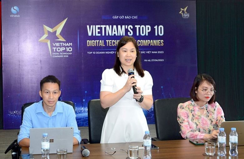 Hình ảnh: Phát động Chương trình TOP 10 Doanh nghiệp Công nghệ số xuất sắc Việt Nam 2023 số 1
