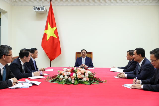 Hình ảnh: Thủ tướng Phạm Minh Chính điện đàm với Thủ tướng Pháp số 2