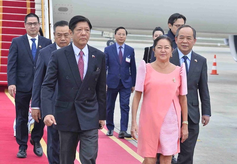 Hình ảnh: Tổng thống Philippines bắt đầu chuyến thăm cấp Nhà nước tới Việt Nam số 1