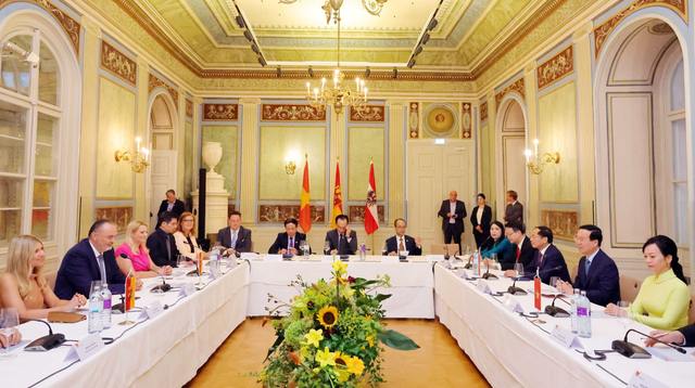 Hình ảnh: Chủ tịch nước Võ Văn Thưởng gặp Thủ hiến bang Burgenland (Áo) số 1