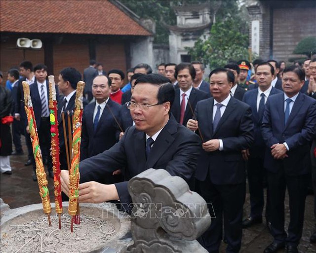 Hình ảnh: Chủ tịch nước Võ Văn Thưởng dâng hương tưởng niệm Thục Phán An Dương Vương số 1