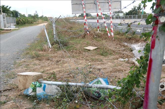 Hình ảnh: Xảy ra tình trạng mất cắp  thiết bị với số lượng lớn trên các tuyến cao tốc đi qua Bình Thuận số 1