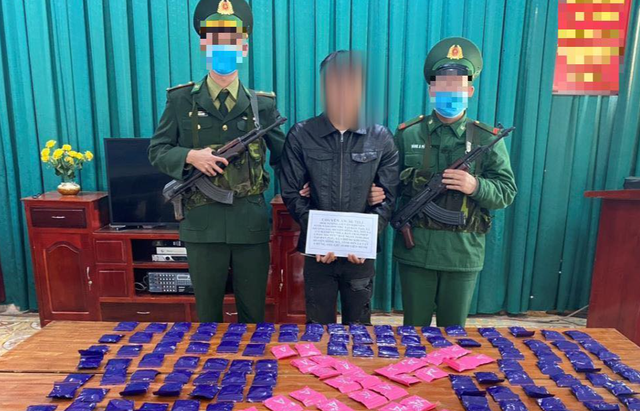 Hình ảnh: Phó Thủ tướng gửi thư khen Bộ Tư lệnh Bộ đội Biên phòng về thành tích chống buôn lậu, gian lận thương mại số 1