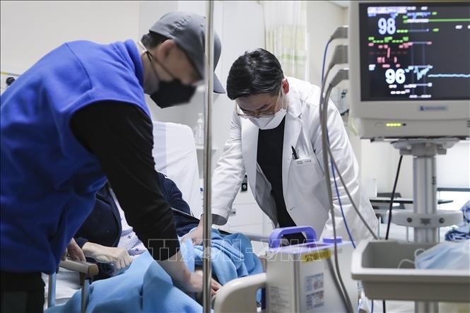 Hình ảnh: Hàn Quốc: Nhiều bệnh viện tiếp tục hoãn và hủy các ca phẫu thuật số 1
