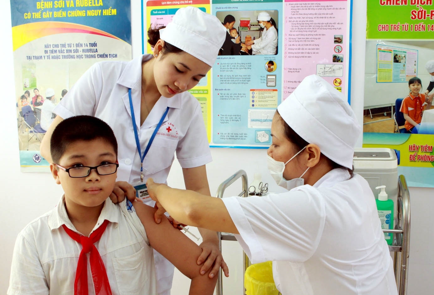 Hình ảnh: Đẩy nhanh tiến độ tiêm vaccine phòng COVID-19 cho trẻ từ 5 đến dưới 12 tuổi số 1