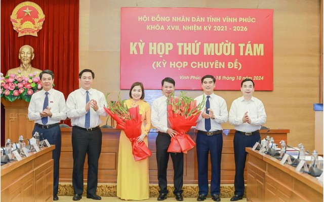 Hình ảnh: Phê chuẩn 2 Phó Chủ tịch UBND tỉnh Vĩnh Phúc số 1