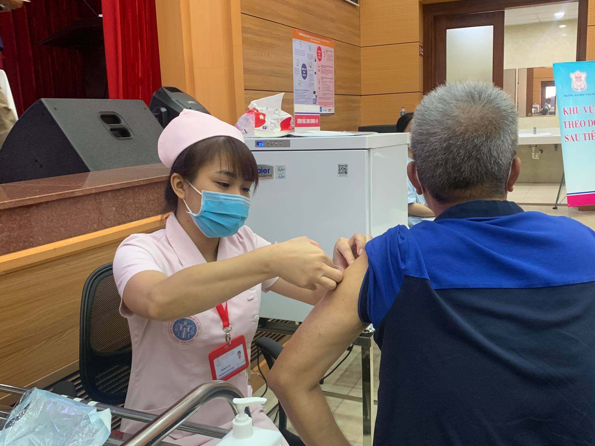 Hình ảnh: Tối 24/12 Việt Nam ghi nhận 16.157 ca nhiễm mới COVID-19 số 1
