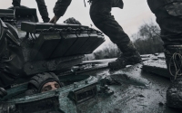 Tình hình Ukraine: Donetsk liên tiếp bị pháo kích, WB tài trợ hơn 100 triệu USD cho Kiev