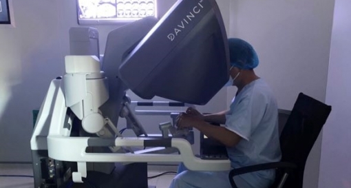 Lần đầu tiên Bệnh viện K sử dụng robot phẫu thuật điều trị ung thư thận