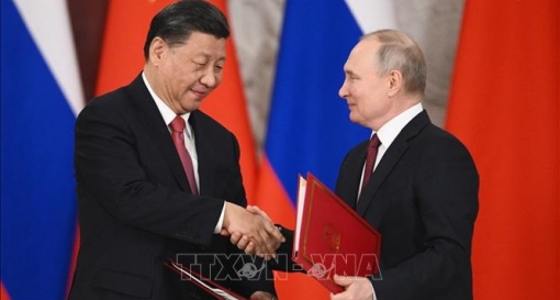 Nga phát triển hợp tác quân sự với Trung Quốc