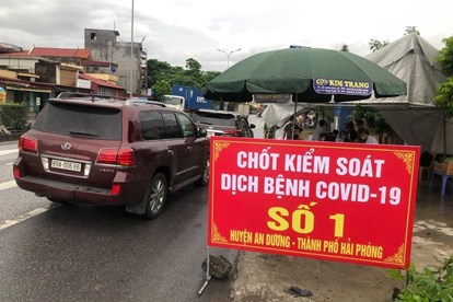 Phòng chống dịch Covid-19: Không được “ngăn sông, cấm chợ” và đưa ra quy định quá khắt khe với người dân