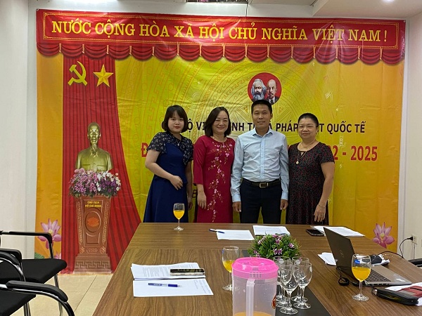 Đại hội chi bộ Viện Kinh tế và Pháp luật Quốc tế lần thứ I nhiệm kỳ 2022-2025 thành công tốt đẹp