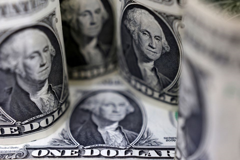 Đồng USD chạm mức cao nhất trong 20 năm