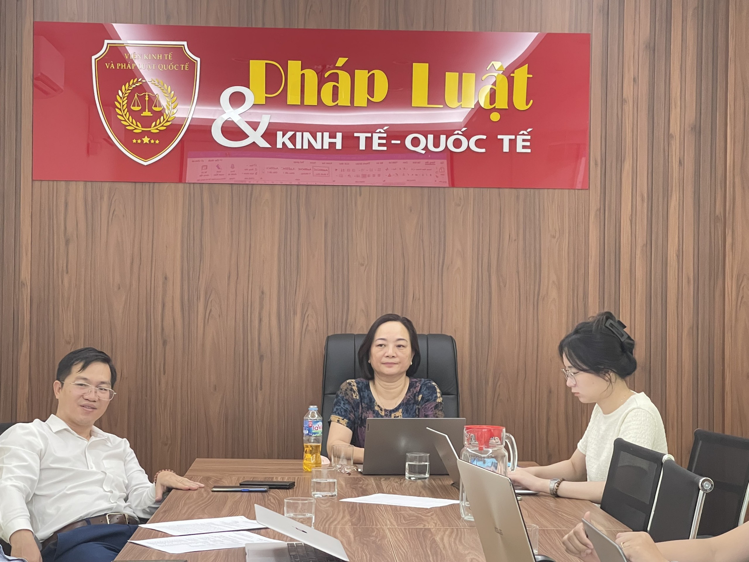 Hội nghị sơ kết Viện Kinh tế và Pháp luật Quốc tế Quý I và triển khai nhiệm vụ công tác quý II năm 2023