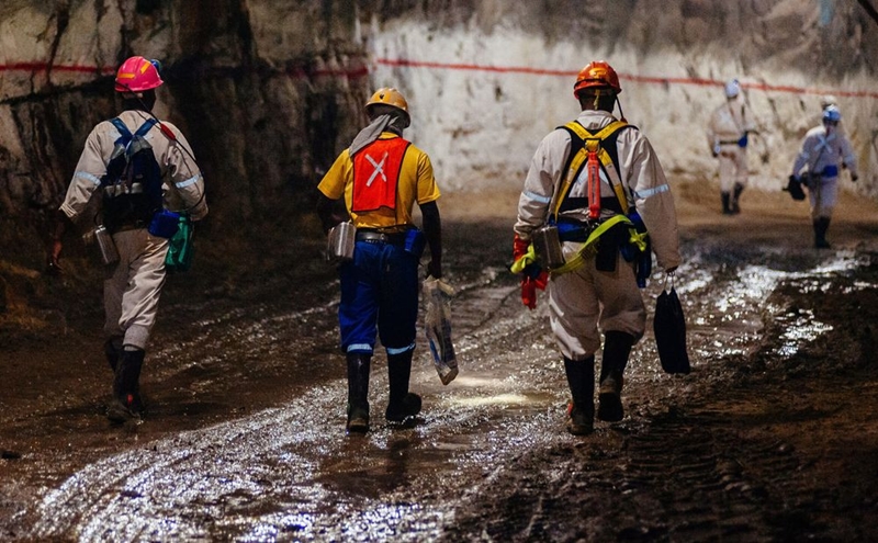 Ít nhất 13 thợ mỏ bị mắc kẹt sau vụ sập mỏ vàng tại Nga