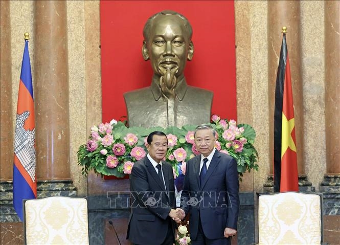 Chủ tịch nước Tô Lâm tiếp Chủ tịch Đảng Nhân dân Campuchia, Chủ tịch Thượng viện Vương quốc Campuchia Hun Sen