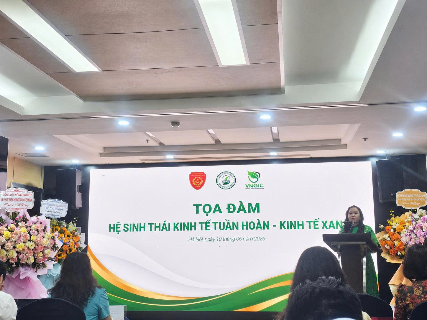 HỆ SINH THÁI KINH TẾ TUẦN HOÀN – KINH TẾ XANH: HÀNH ĐỘNG THỰC CHẤT VÌ MỘT VIỆT NAM BỀN VỮNG - ảnh 2 Hình ảnh: HỆ SINH THÁI KINH TẾ TUẦN HOÀN – KINH TẾ XANH: HÀNH ĐỘNG THỰC CHẤT VÌ MỘT VIỆT NAM BỀN VỮNG số 2
