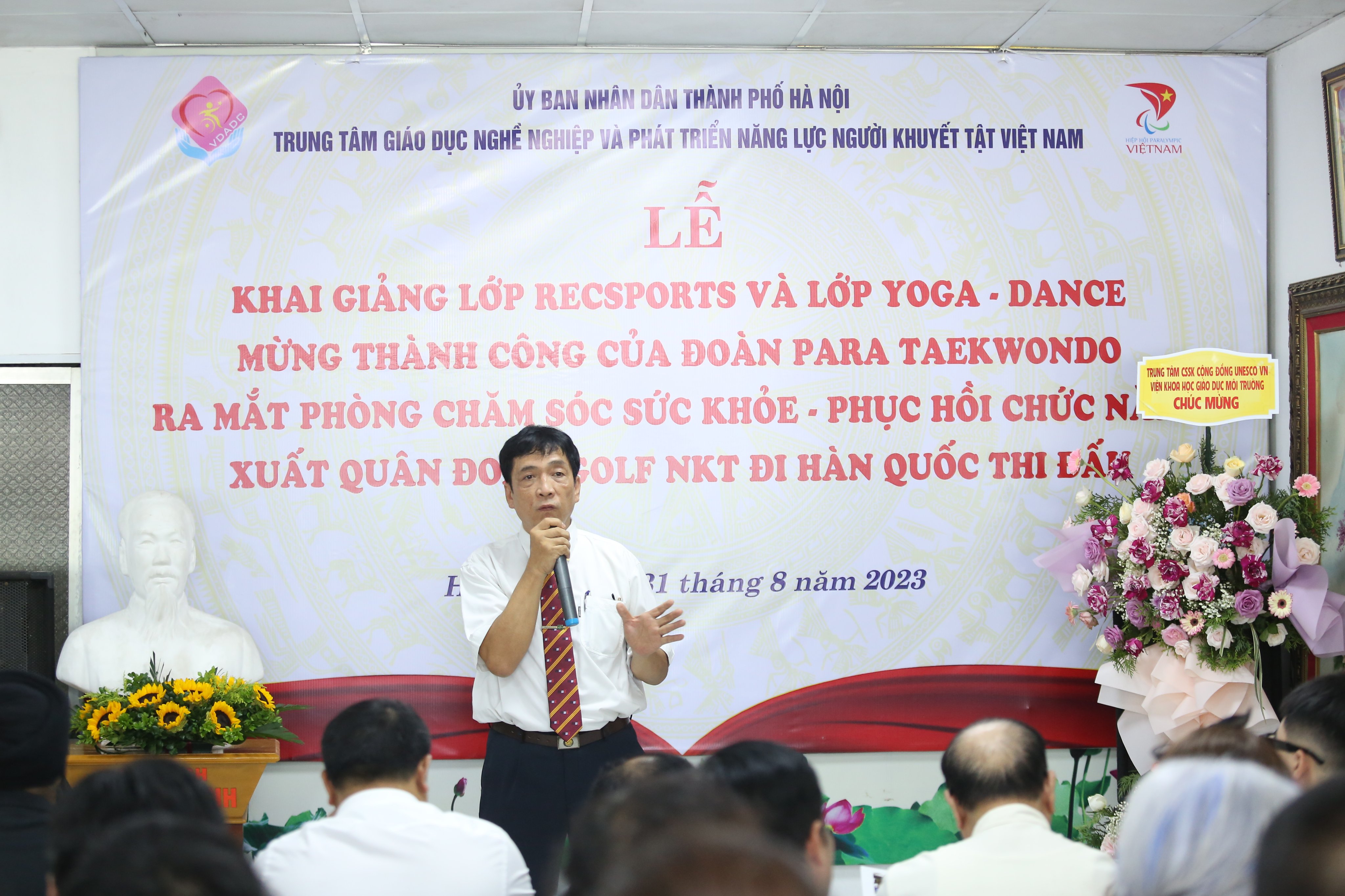 Hình ảnh: Sôi nổi ngày khai giảng, mừng công Taekwondo và ra mắt phòng chăm sóc sức khỏe phục hồi chức năng số 12