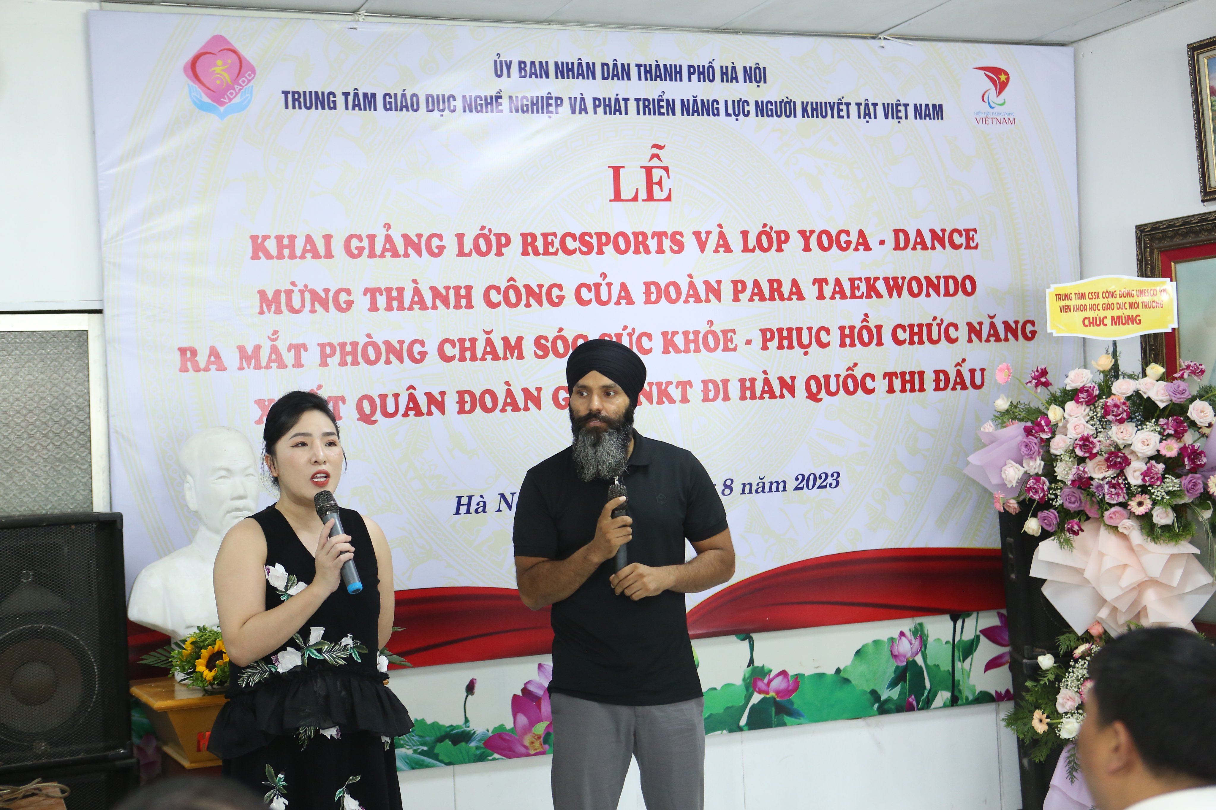 Hình ảnh: Sôi nổi ngày khai giảng, mừng công Taekwondo và ra mắt phòng chăm sóc sức khỏe phục hồi chức năng số 13
