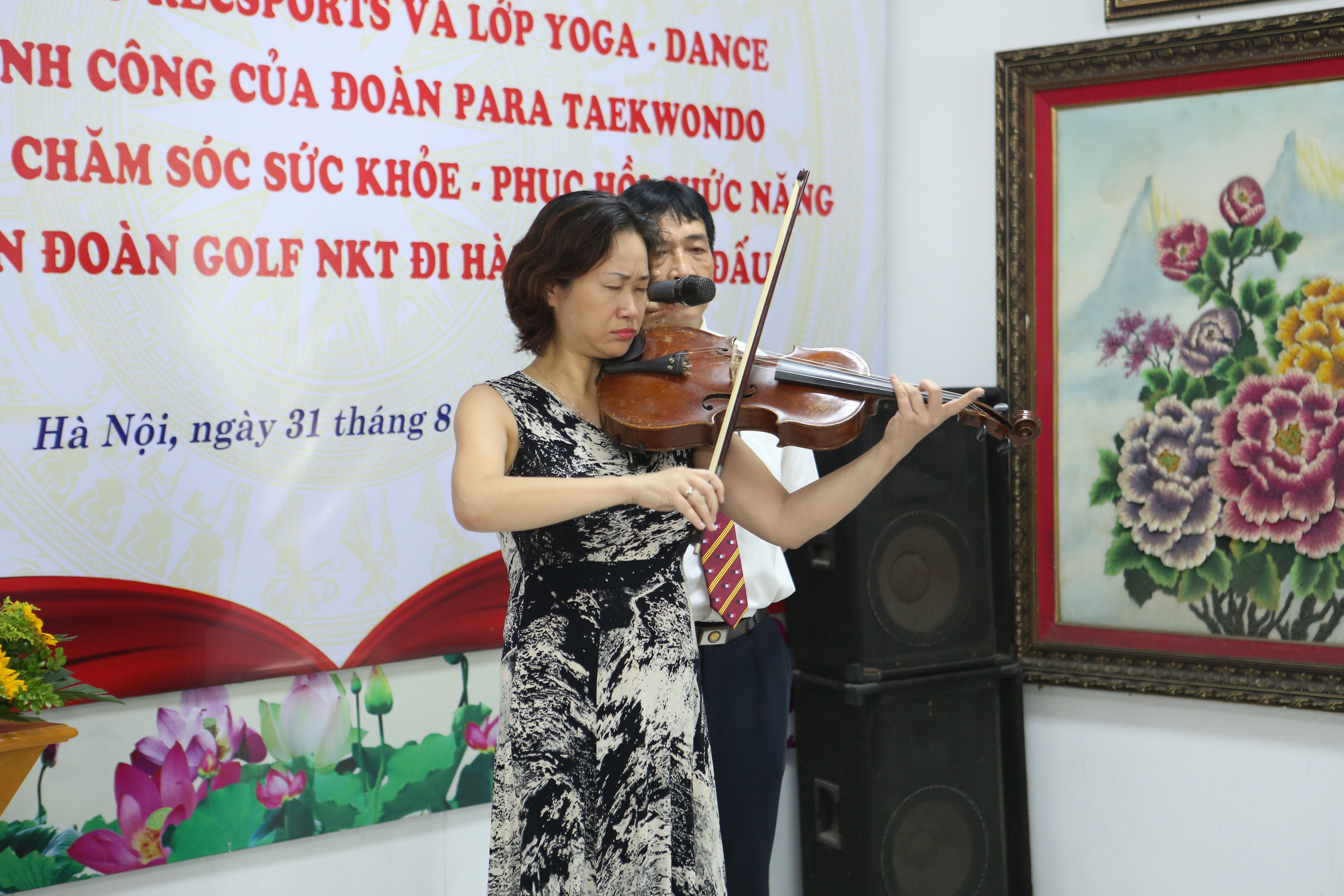 Hình ảnh: Sôi nổi ngày khai giảng, mừng công Taekwondo và ra mắt phòng chăm sóc sức khỏe phục hồi chức năng số 21